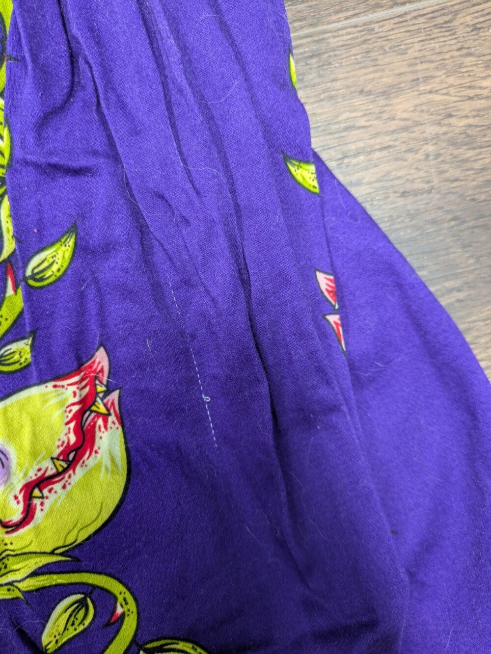 Deadly Dames Venus Fly Trap Skirt Medium - Picture 5 of 6
